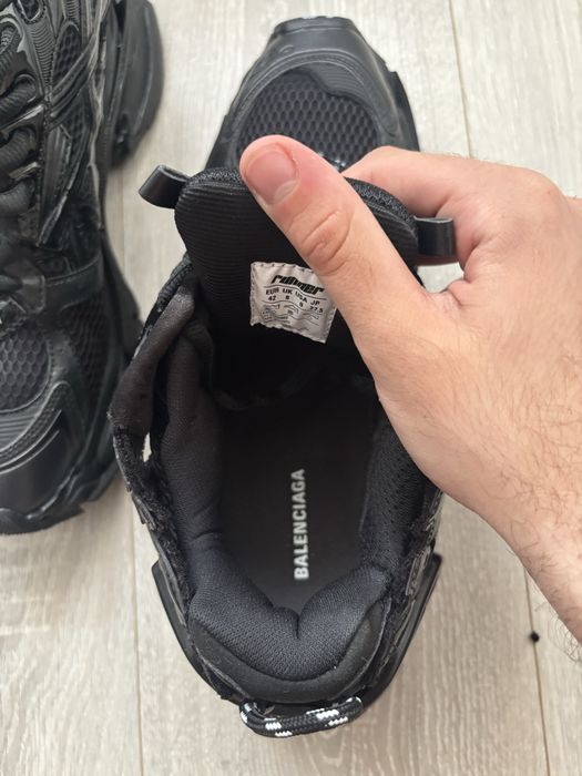 Balenciaga Runner