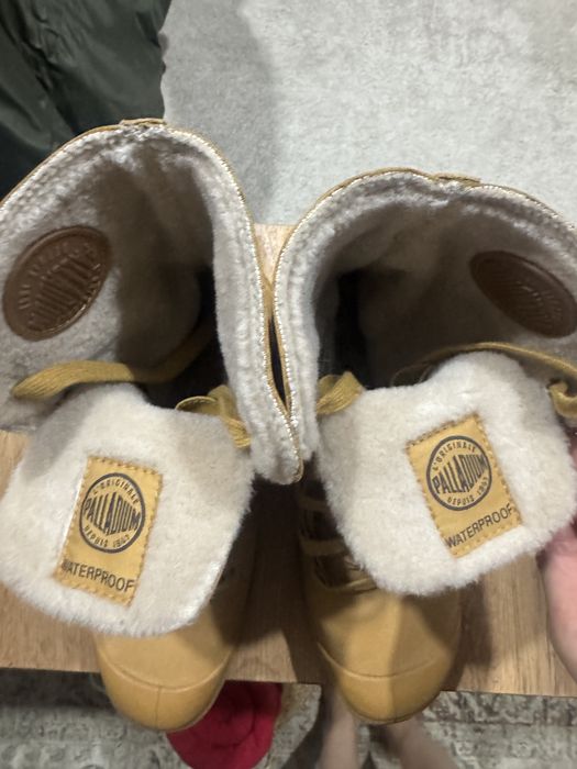 Ботинки рыжие palladium