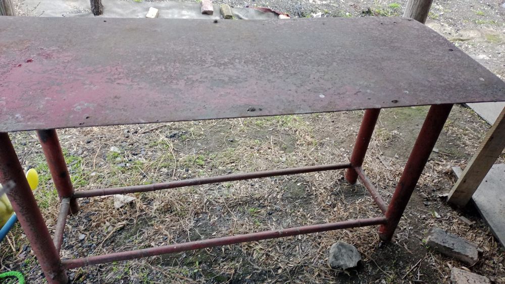 Стол верстак металлический