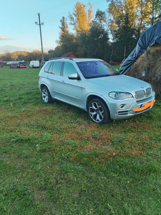 Vând/schimb BMW e 70 2010