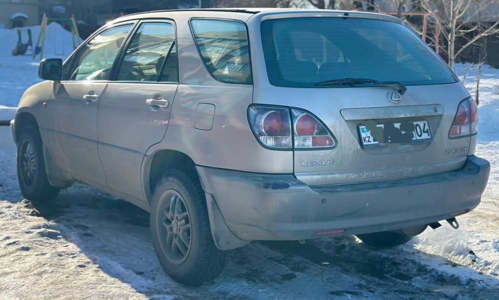 Продам лексус рх300  европеец