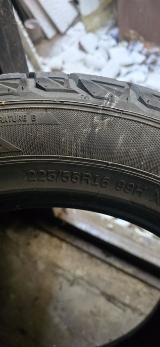 Продавам зимни гуми 225/55/16