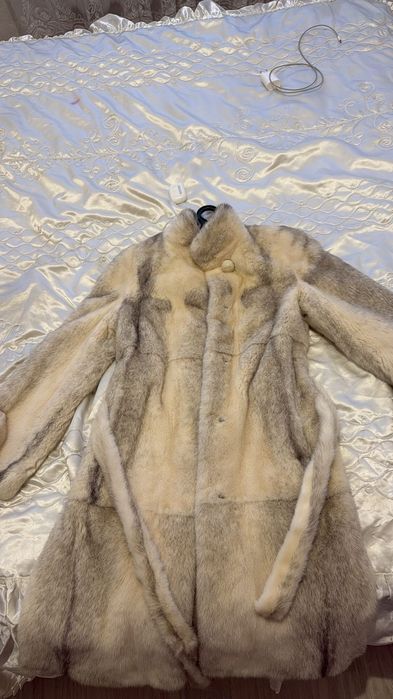 Продам норкувую шубу