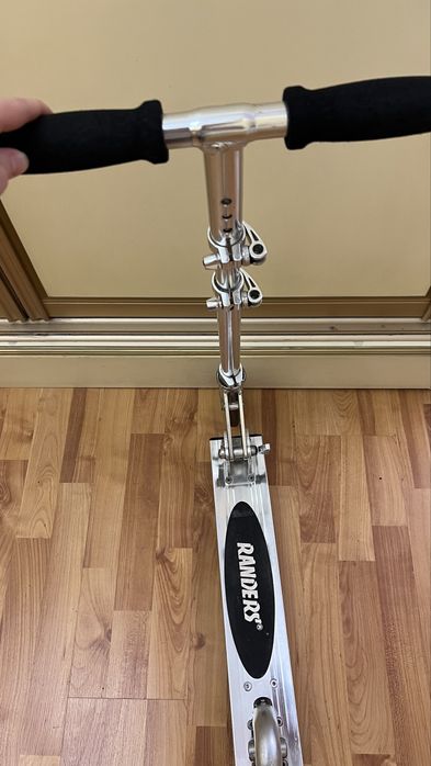 Продам Самокат Randers