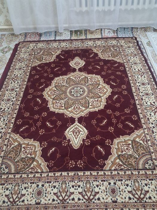 Кілемдер сатылады