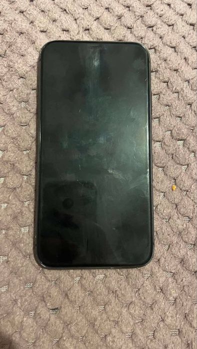 Продам Iphone 11