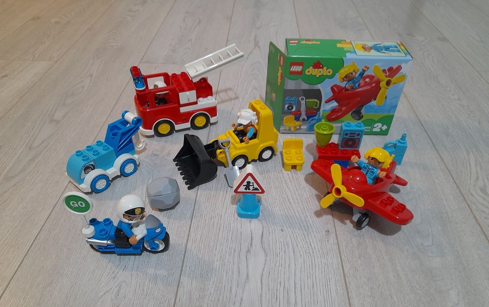 Lot Lego Duplo Batcave, Jurassic, Submarin, Pompieri. Avion. Buldozer.