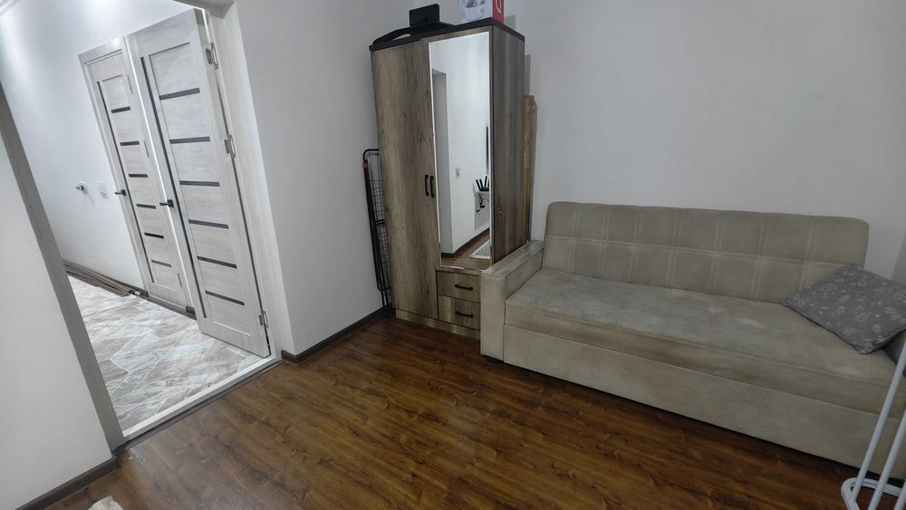 2-х комнатная 50кв.м. 4 этаж-53.000 с ремонтом, техника, мебель Водник