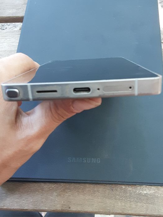 Samsung S25 Ultra 512GB, 100% battery health, S pen