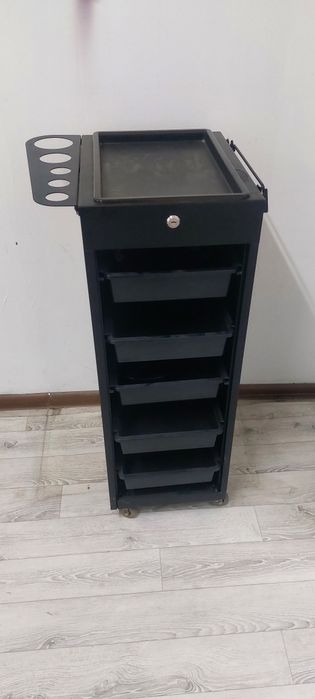 Оборудование для салона. Мебель