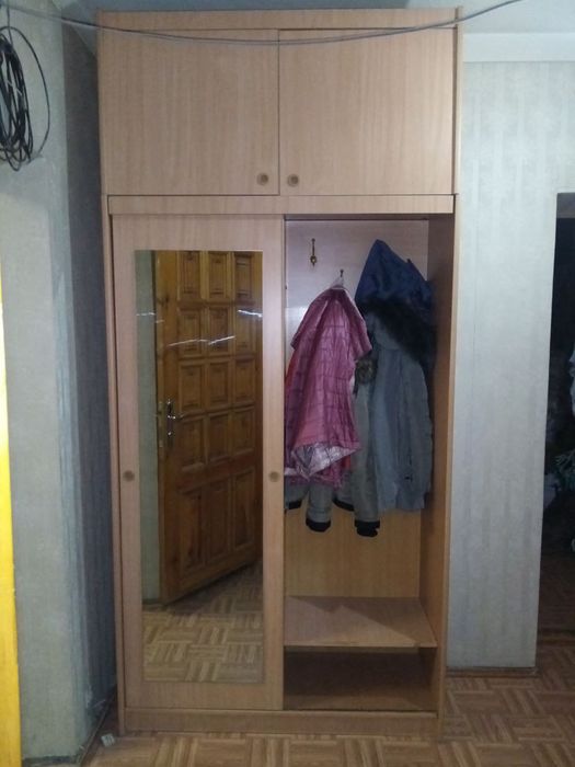 Шкаф для прихожей