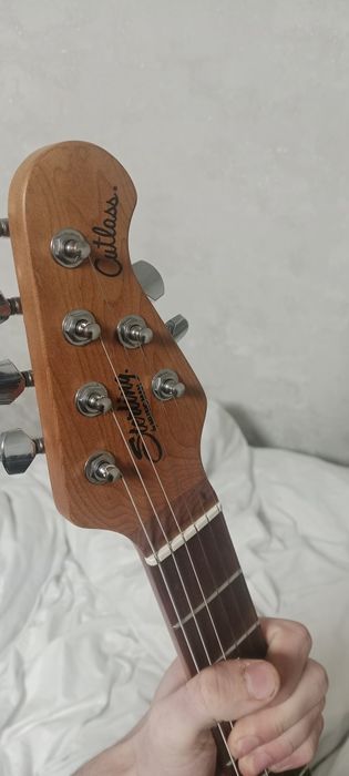 электрогитарa music man sterling Stratocaster