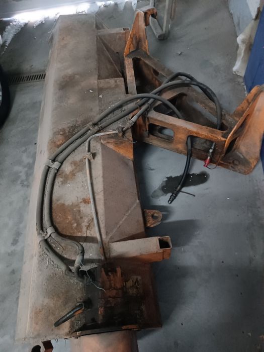 Продам щетку на боб кат мксм