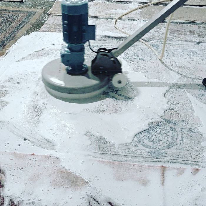 Gilam yuvish/Стирка Кавров