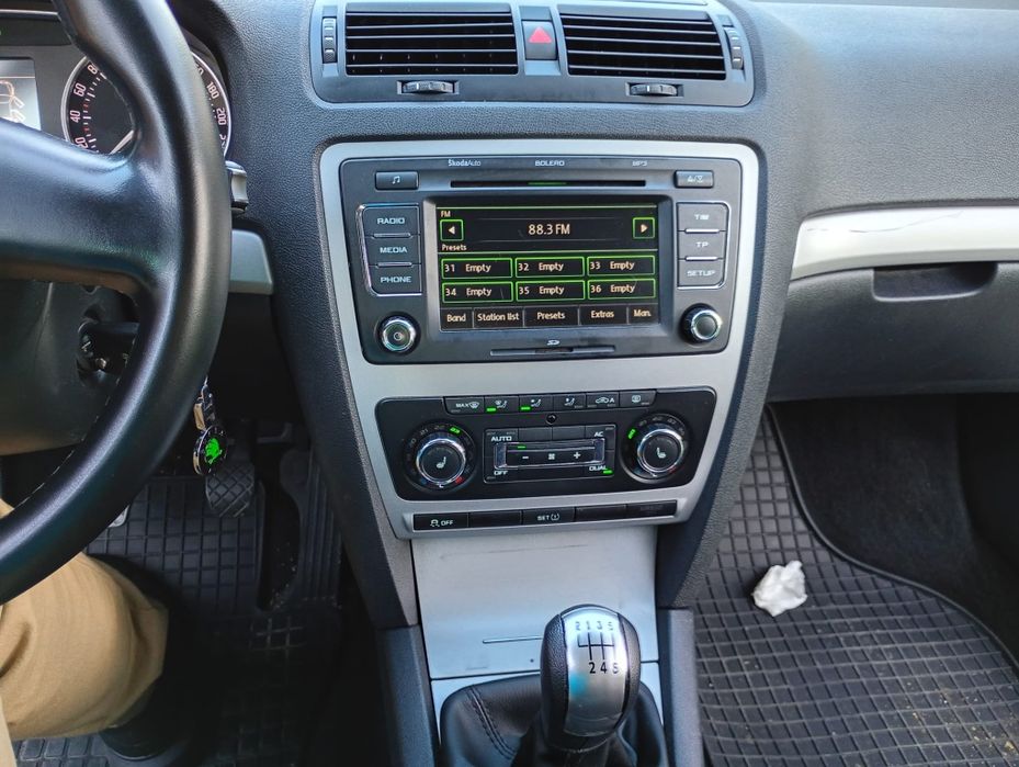 Skoda Octavia 2 full