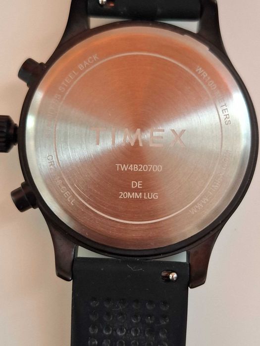 Мужские часы TIMEX Expedition (Модель TW4B20700)