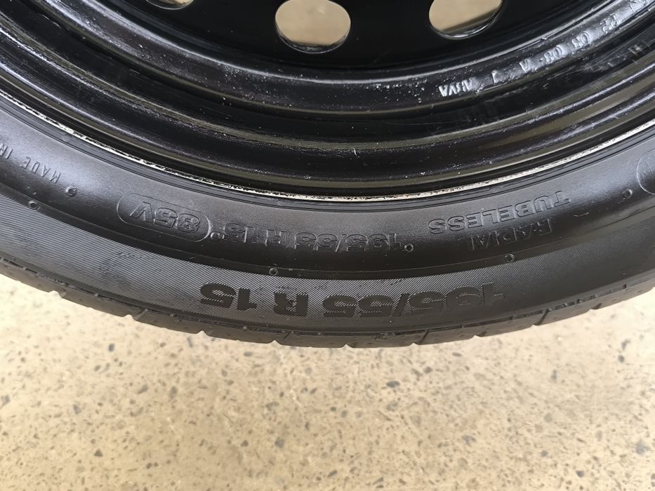 Штампованные диски R15 и шина