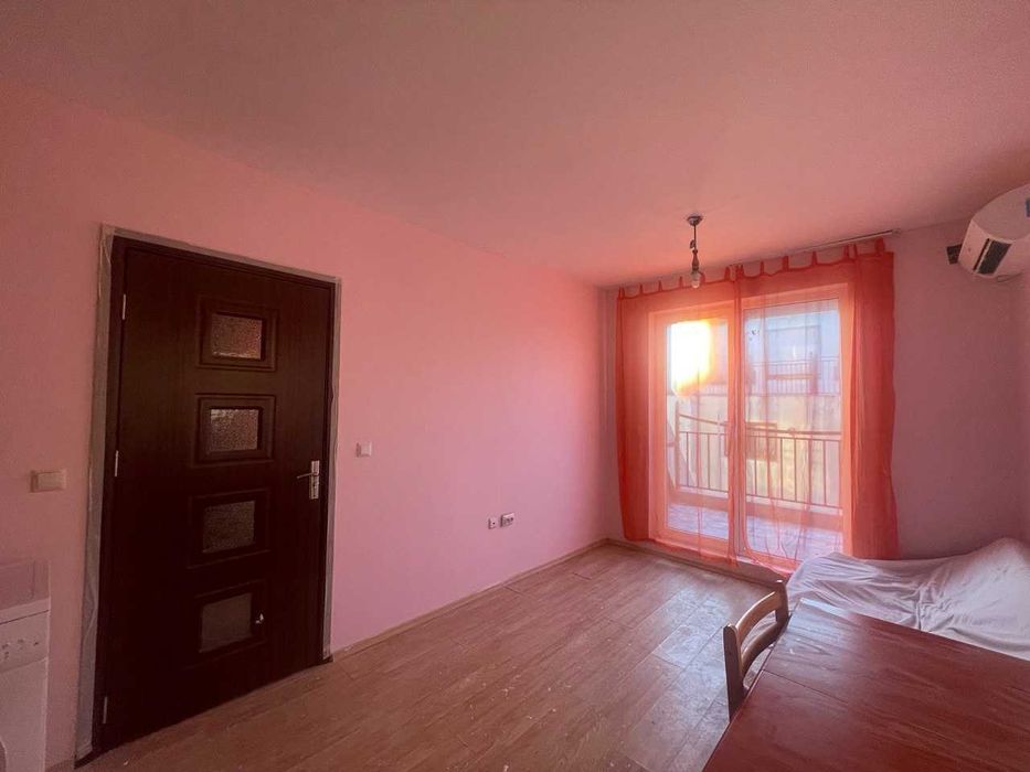 БЕЗ  допълнителни плащания. Уютен обзаведен 2-стаен , кв. Галата.