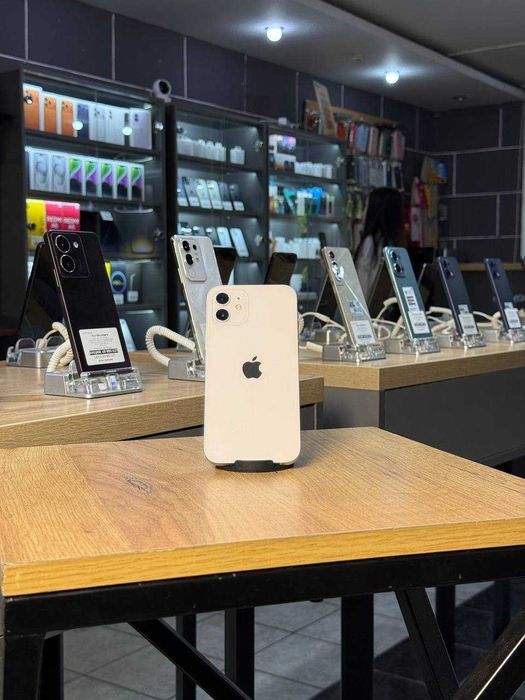 Телефон iPhone 12 128 ГБ / Айфон 128 ГБ