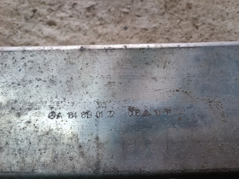 Основа за задна броня на Мерцедес МЛ 164/ ML164