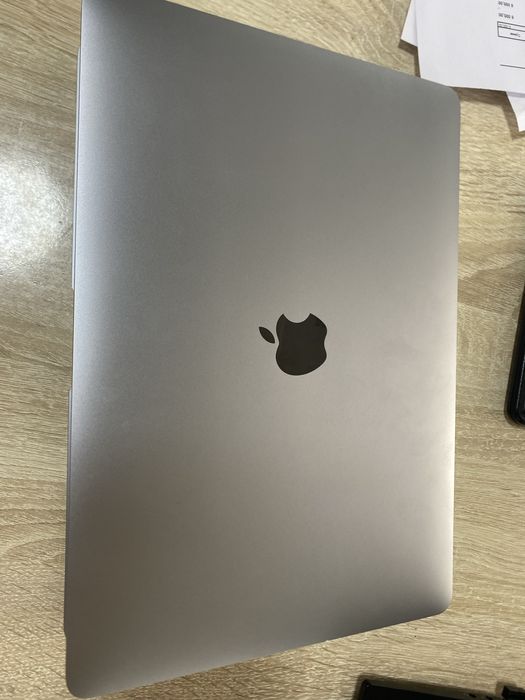 Macbook air m1 16/512