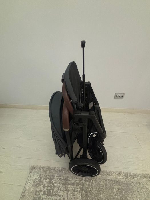 Продаётся коляска от kidilo