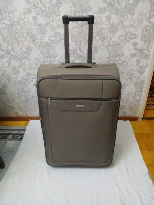 Чемодан большой б/у