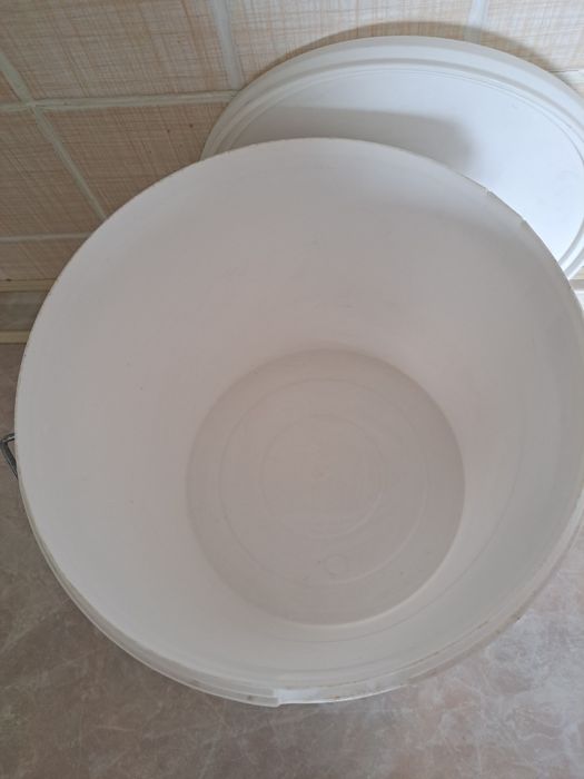 Продам ведра разные