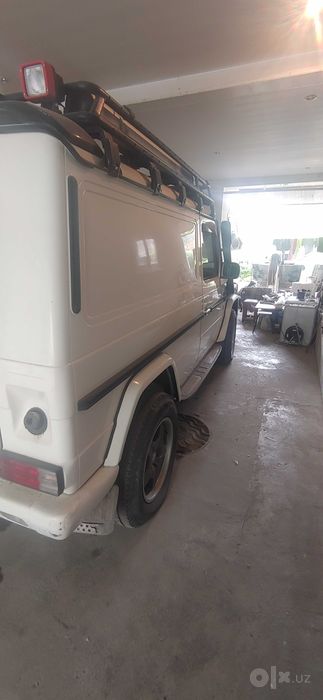 Mercedes Benz 290CD