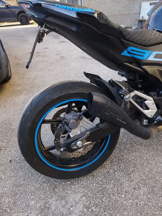 Kawasaki z800 син