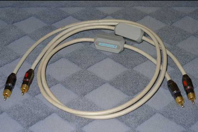 «AIWA AF—5050», cабвуфер и MW/FM Radio CD player «DURABRAND CD—91»