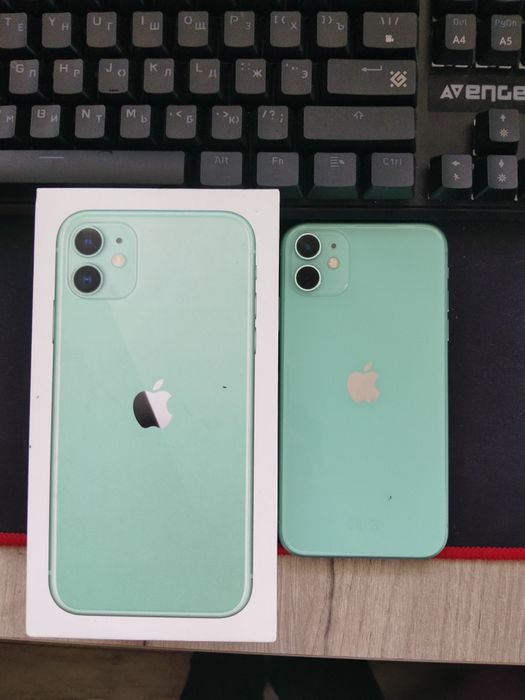 Продам IPhone 11 на 128 гигабайт
