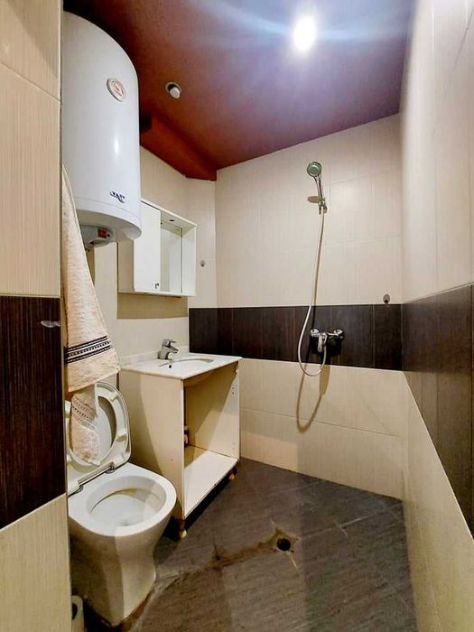 Дава се под наем Двустаен апартамент в Бургас, Център - 78 кв.м за 173.4 € - Снимка #4