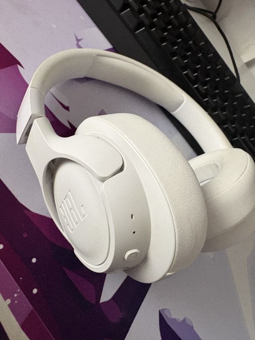 Casti JBL Tune 710BT