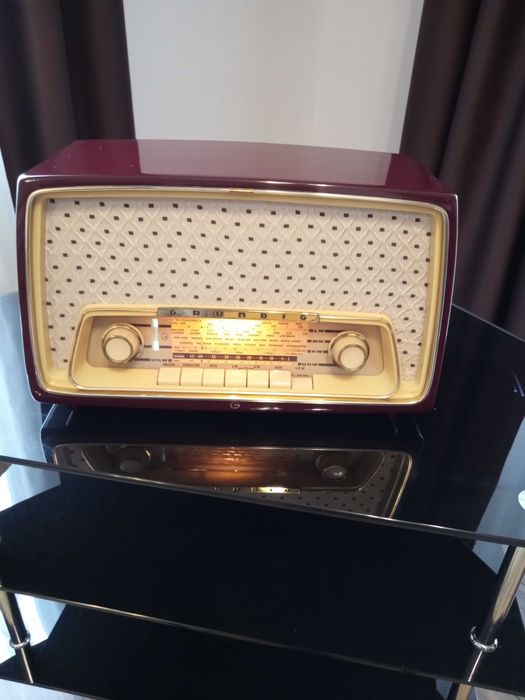 radio  pe lampi reparate / restaurate