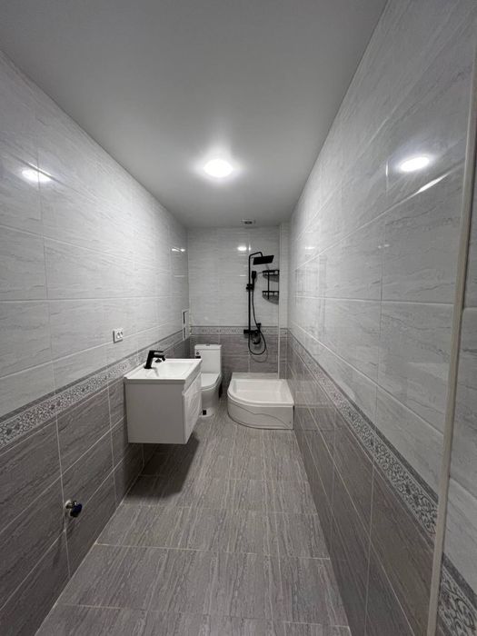 Срочно продается квартира 1 комнатная 38 квадратов Олмос махалля