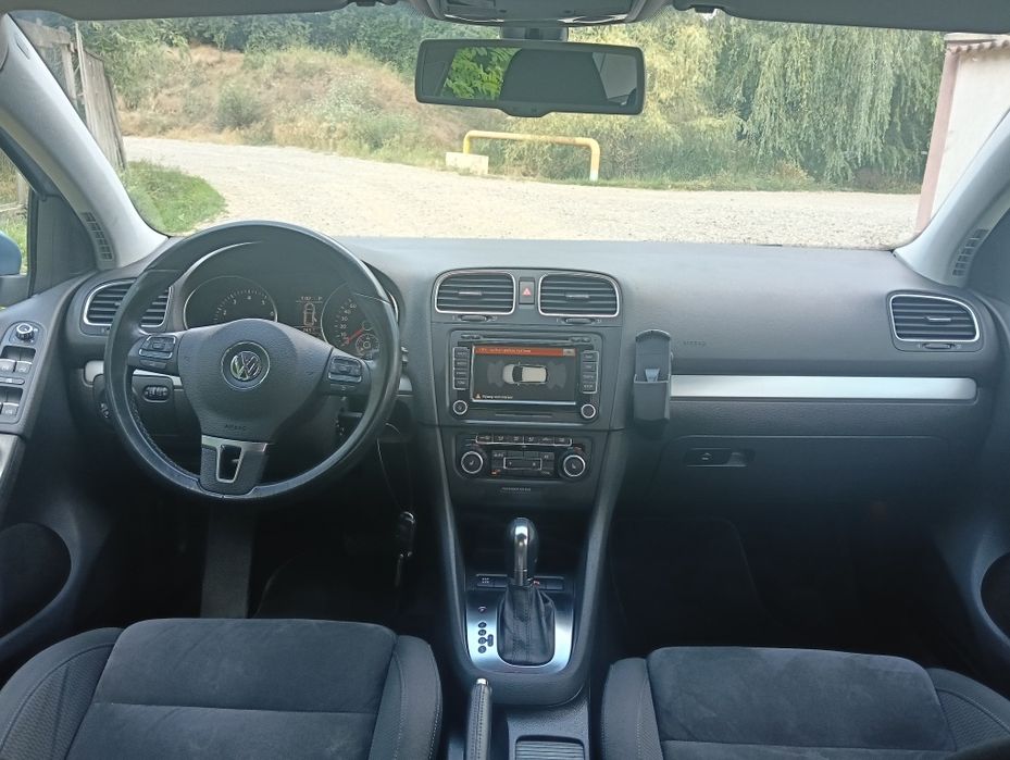 VOLKSWAGEN Golf 2010 — imagine 4