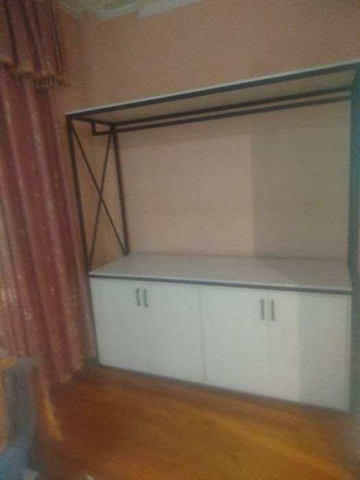 Loft mebel jurnalniy stol