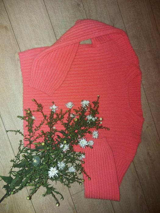Продам свитер! Ручного вязания!