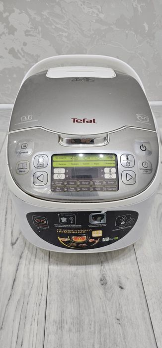 Мультиварка Tefal в хорошем состояним