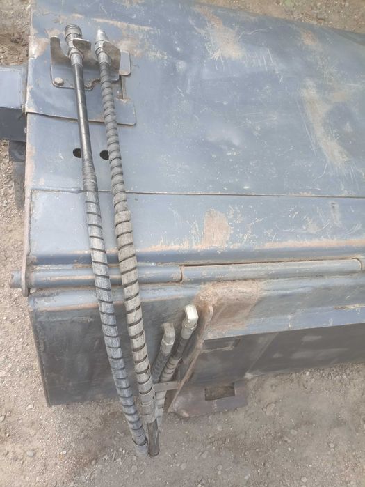 Щетка комунальная с накопителем sweeper 72 Bobcat