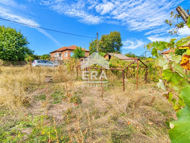 Продава се Къща в с. Тънково, Област Хасково - 80 кв.м за 813 €/кв.м - Снимка #11