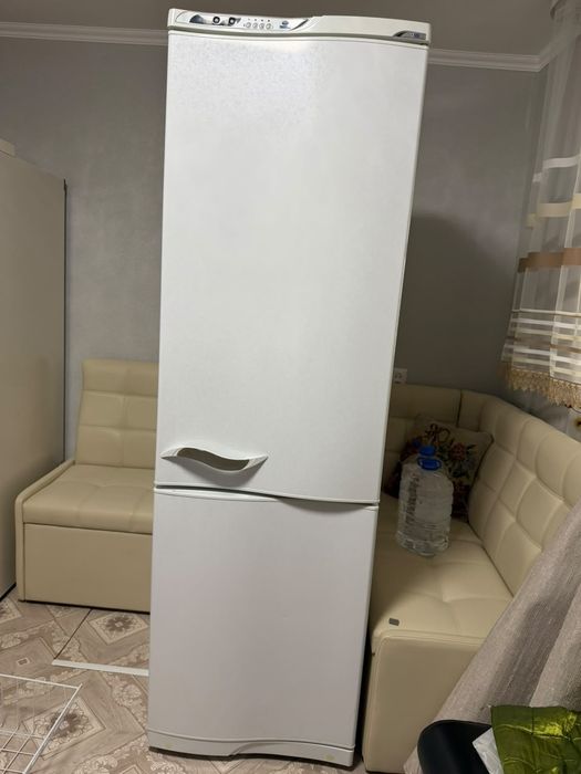 Продам холодильник атлант