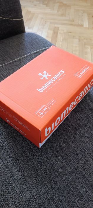 Детски кожени обувки