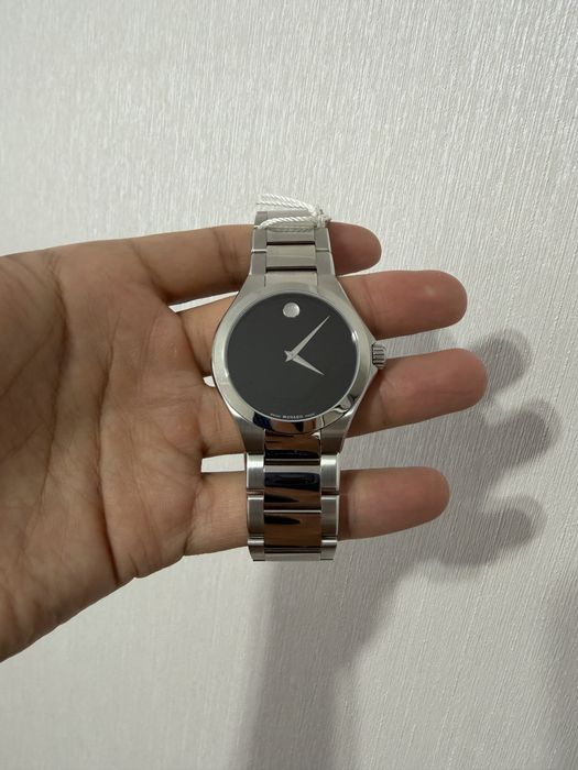 Швейцарские часы Movado