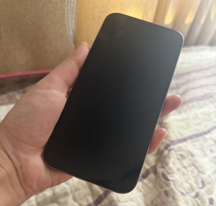 Vând Iphone 13 pro max