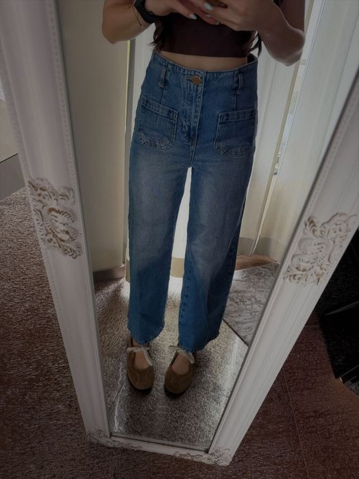 ZARA Cropped Wide Leg Front Pockets Jeans