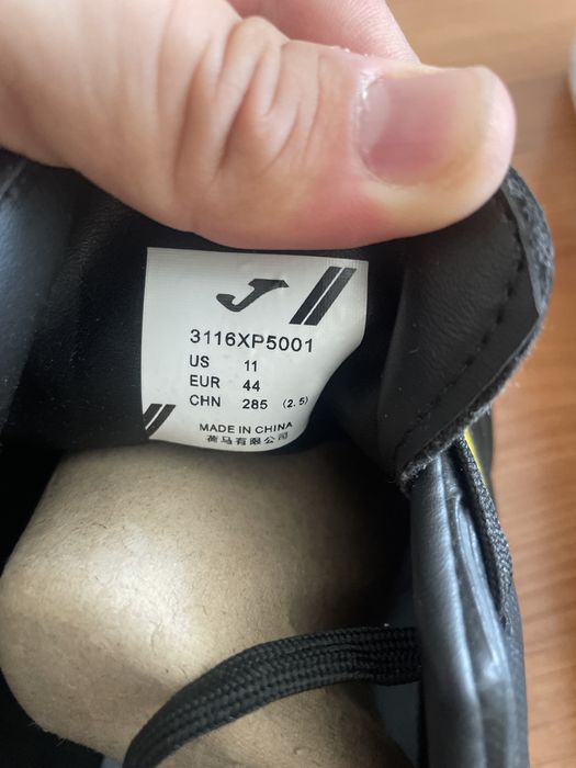 Продам бутсы