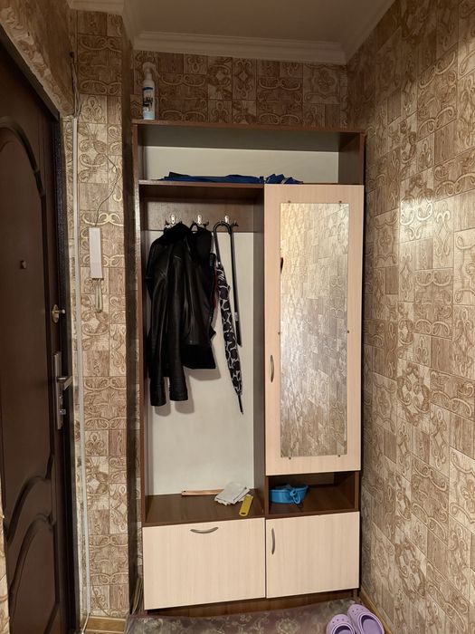 Продам прихожку не дорого