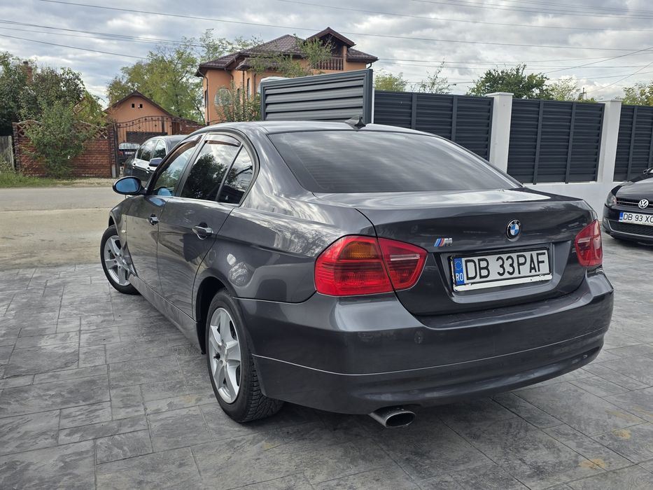 BMW 3 Series 2009 — imagine 5